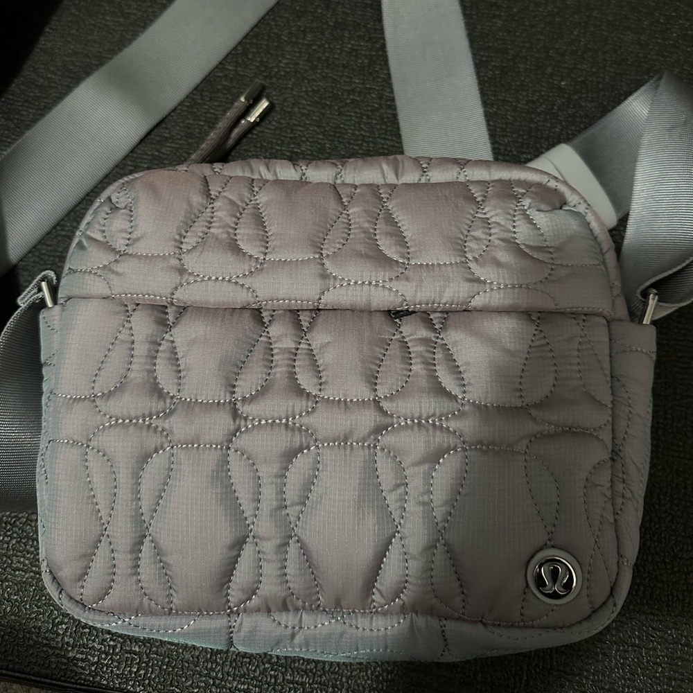 Lululemon Quilted bag